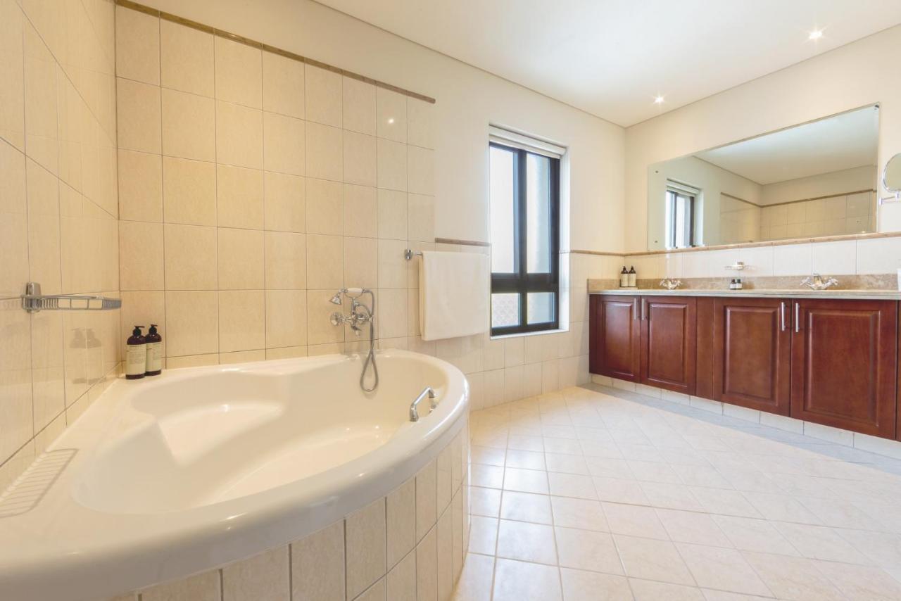 4 Bedroom Villa Private Pool Golf Course View