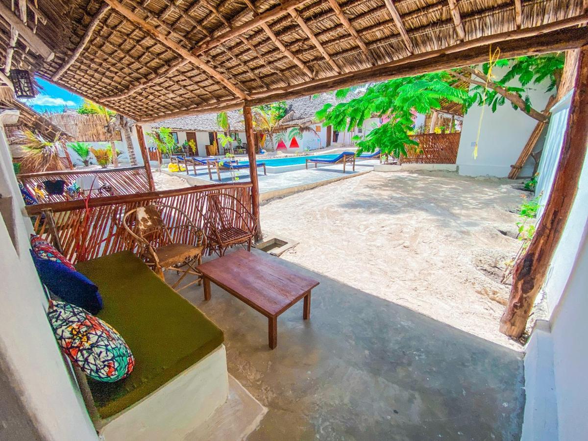 Triple Room with Pool View
