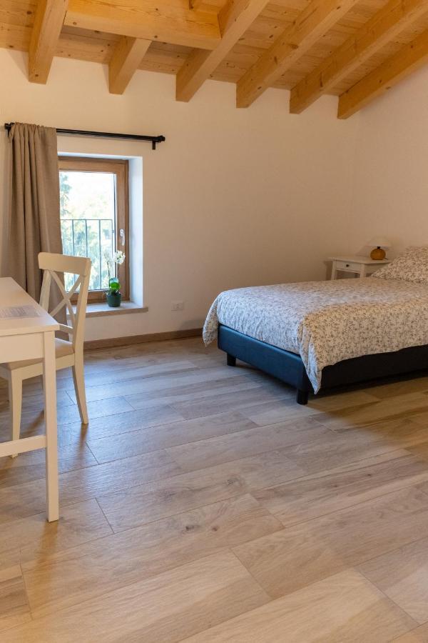 Large Single Room,1315329046:JPEG