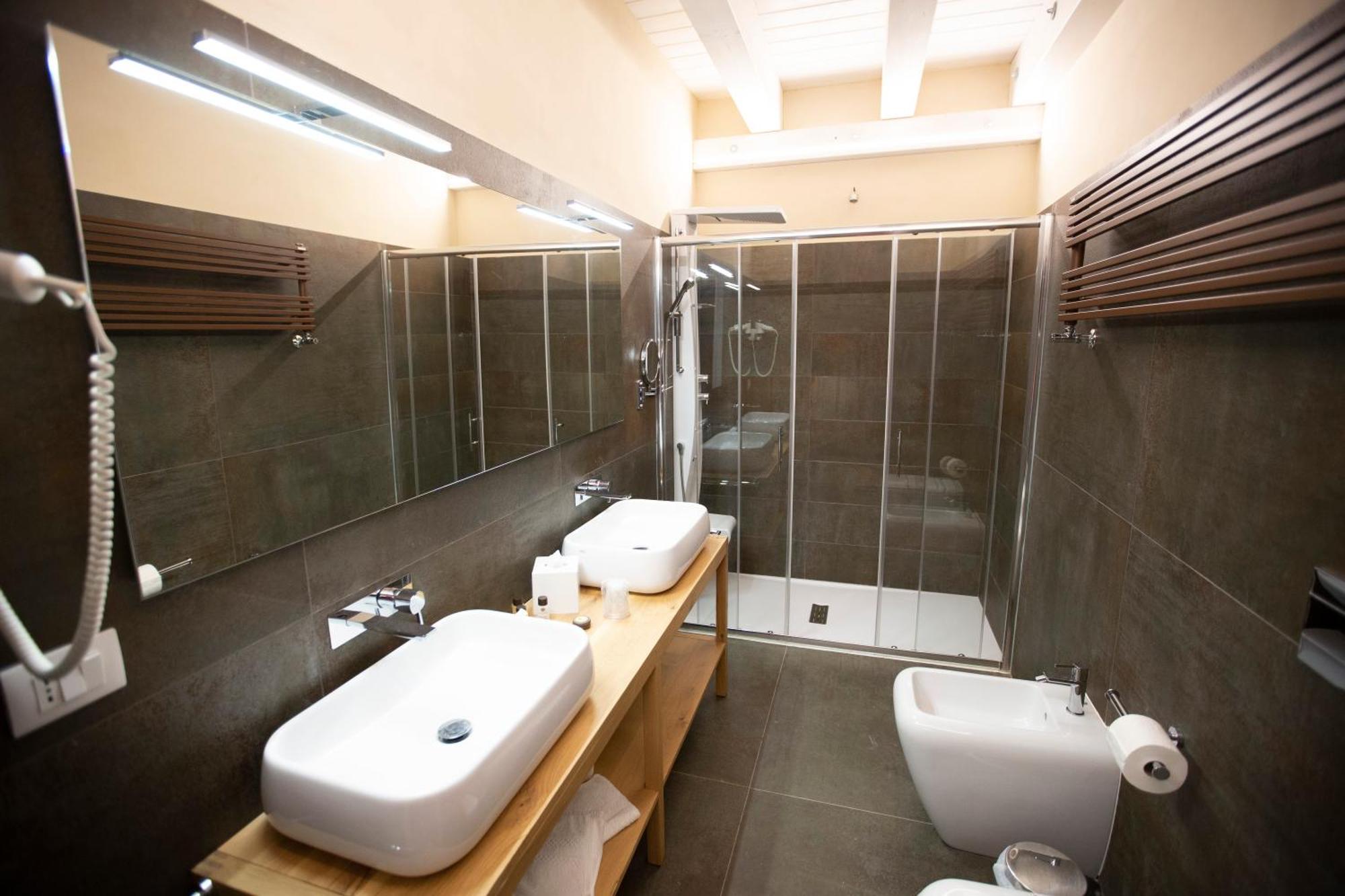Suite Spa Bath