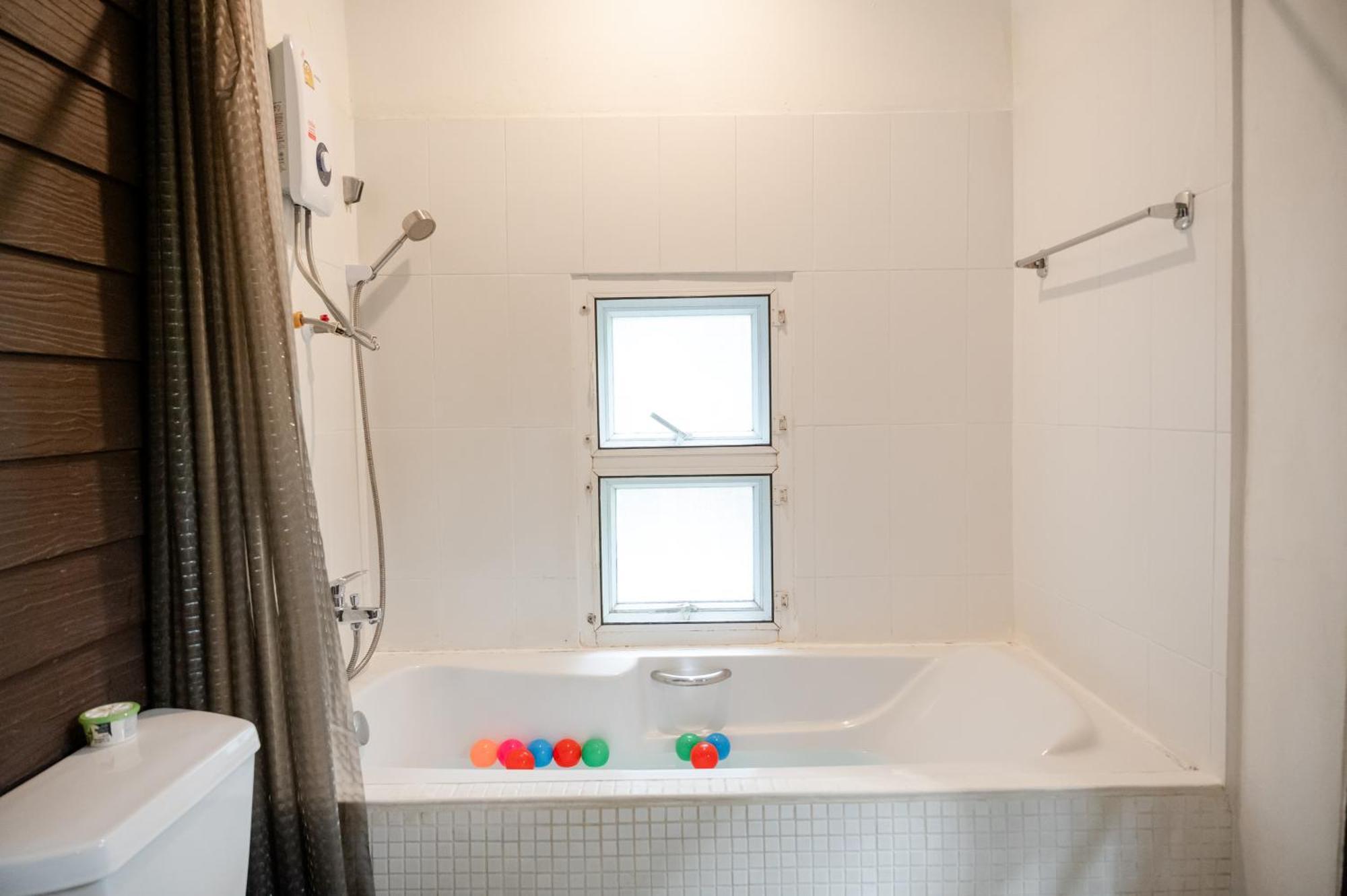 Private Villa 6 Bedrooms