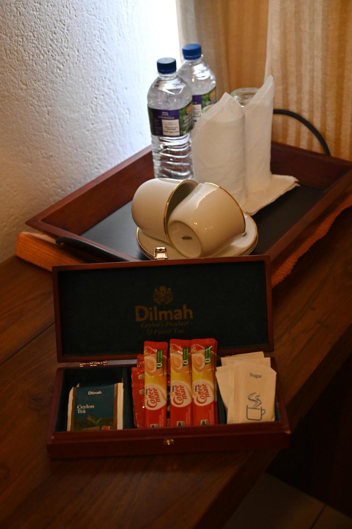 Deluxe Double Room Bathtub