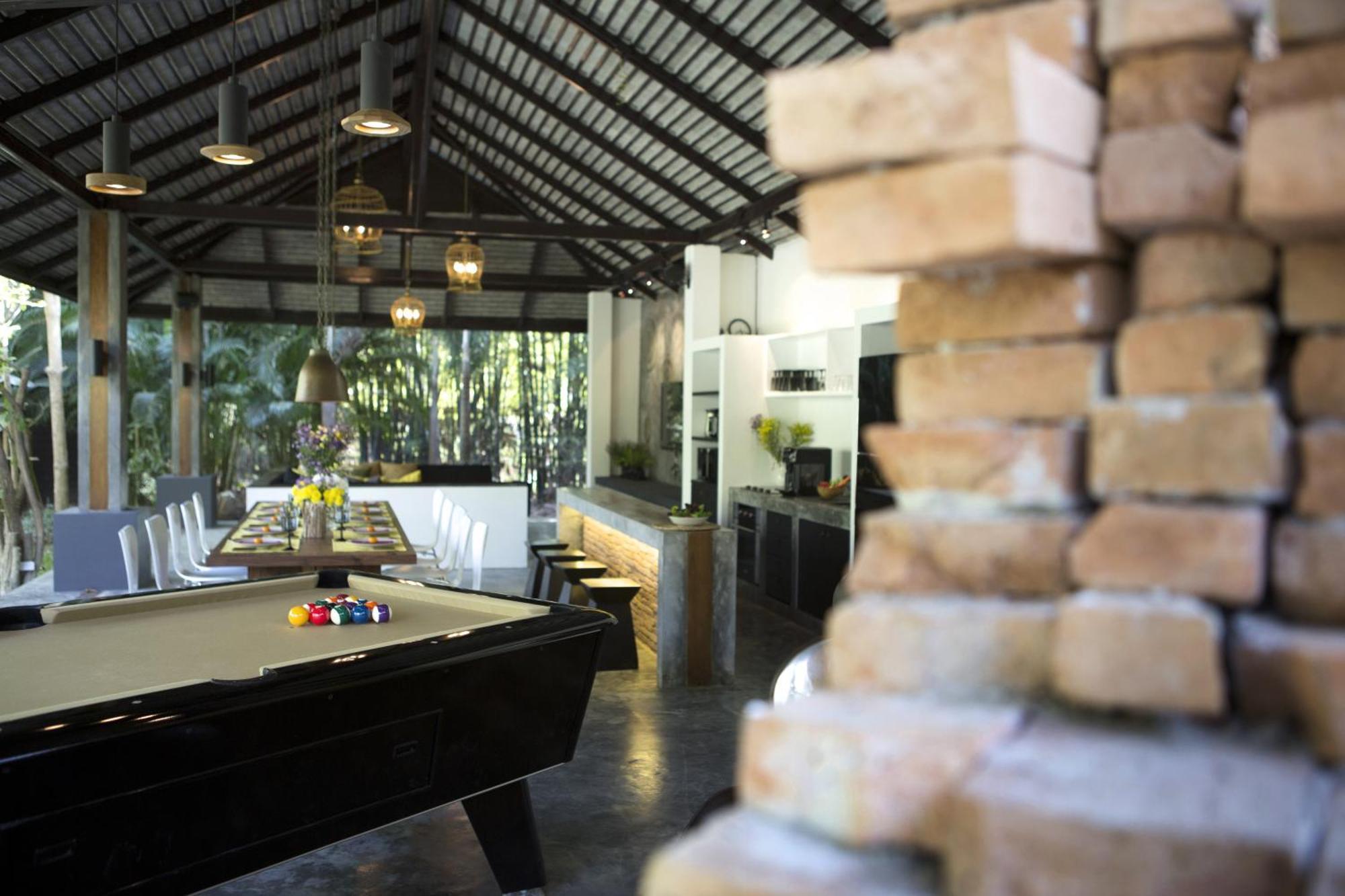 Private Villa 6 Bedrooms