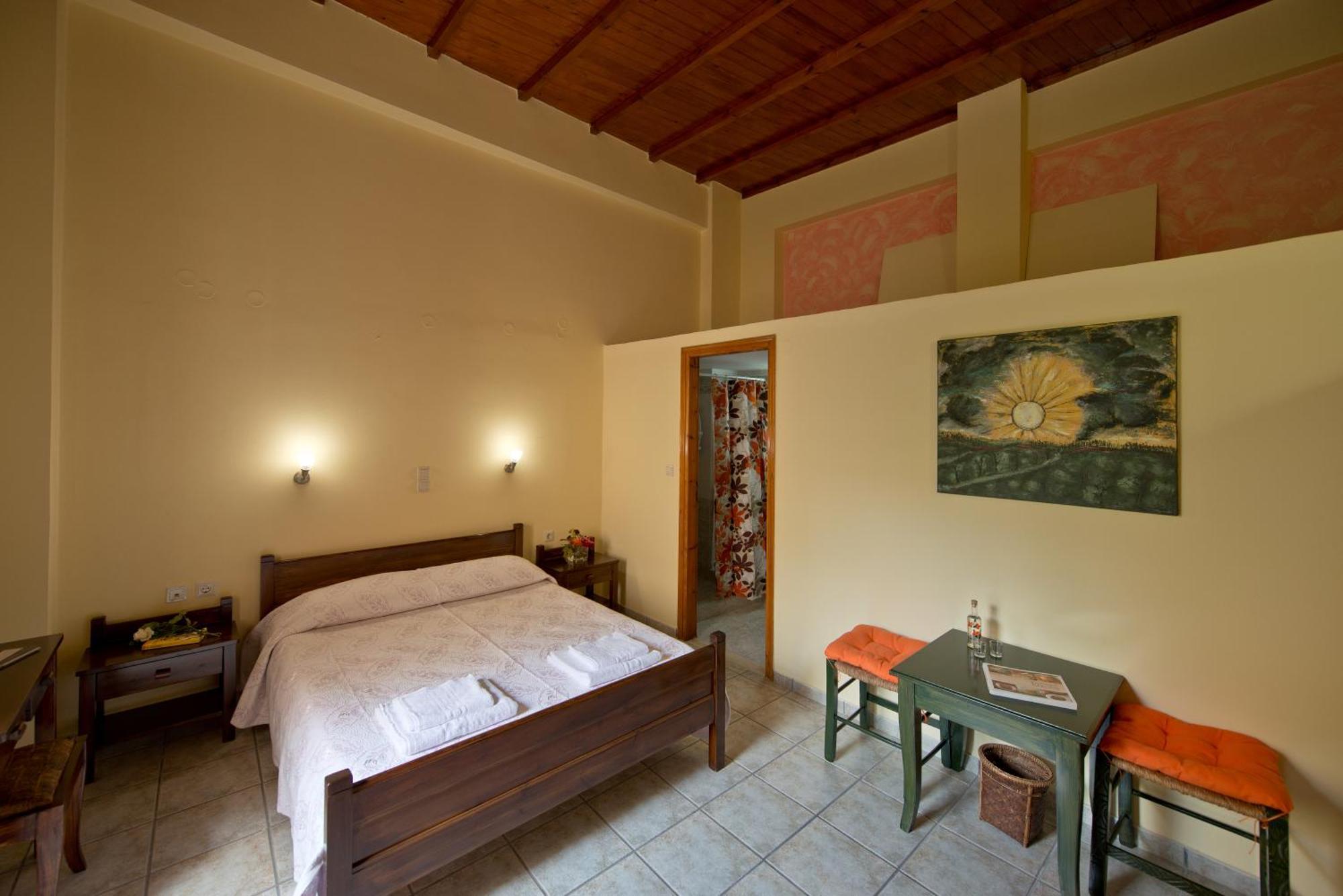 Double Room with Patio,710077393:JPEG