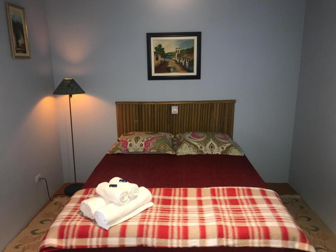 Quarto Família com Vista para o Jardim