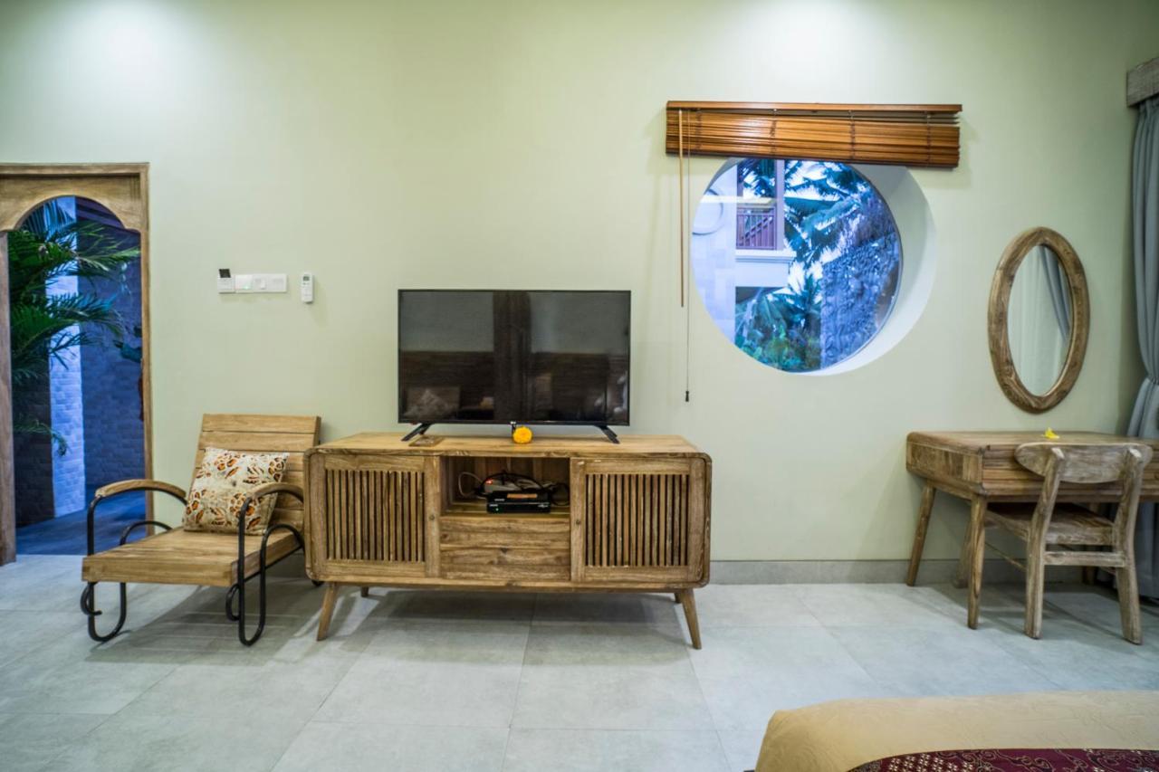 Deluxe King Suite