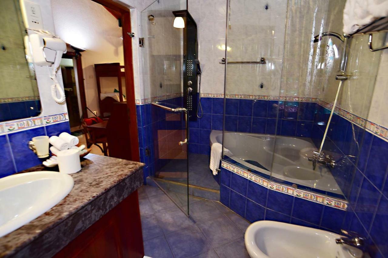 Family Room Bath