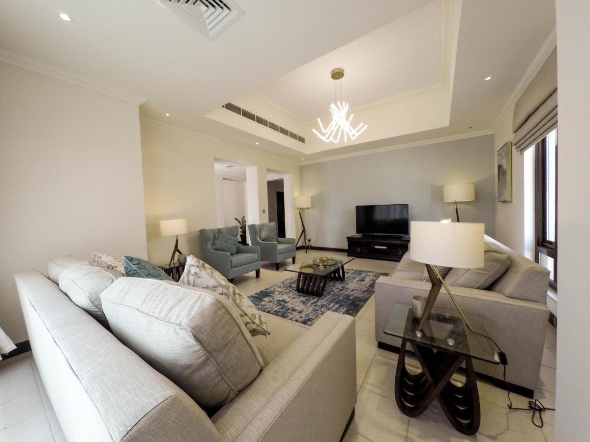 4 Bedroom Villa Private Pool Golf Course View