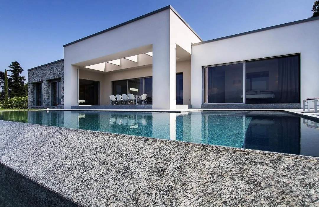 Villa Camilla-1