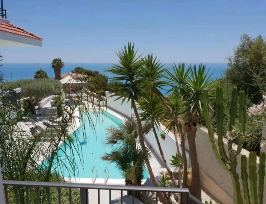 Villa Al Tramonto-1