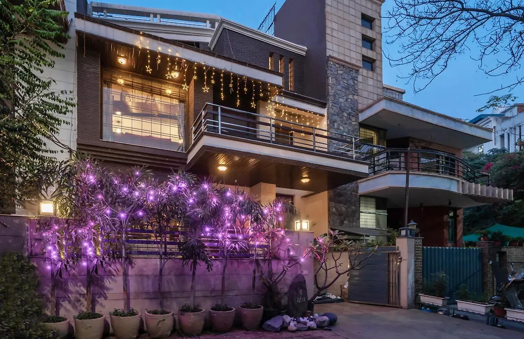 Aravali Woods 4 Bhk With Mini Movie Theatre In Gurgaon-1