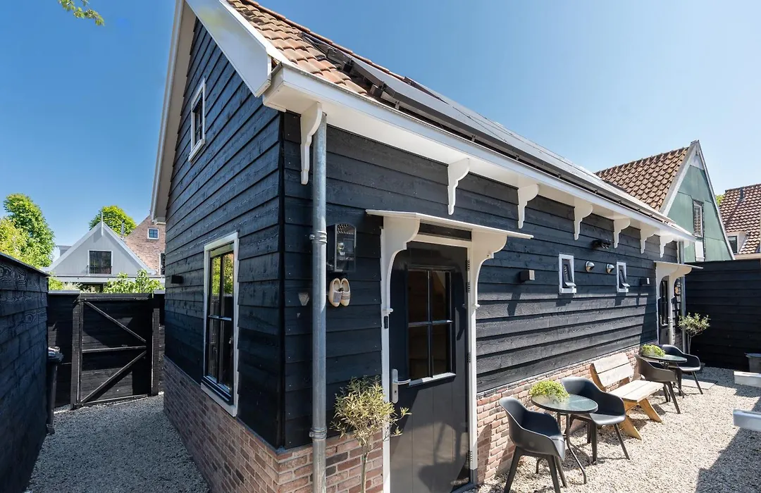 Luxury Chalets Monnickendam-1