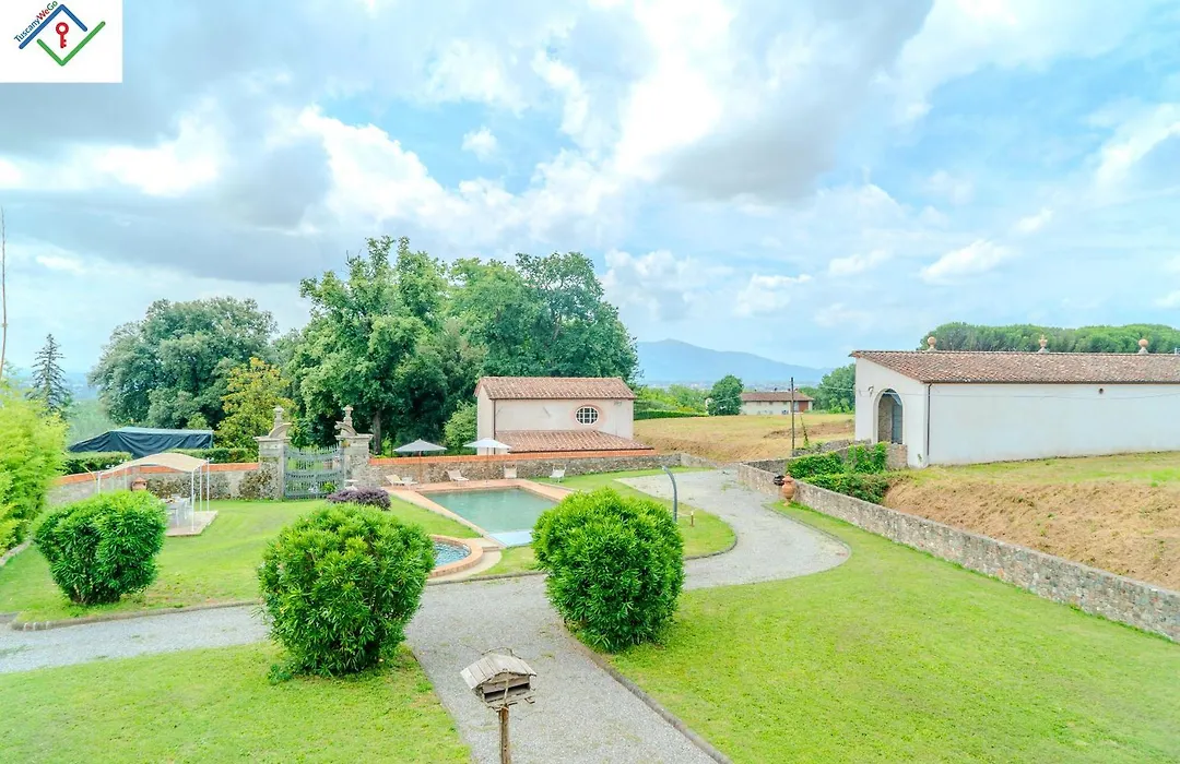 Villa Orlando Lux con Piscine Private a Lucca by TuscanyWeGo-1
