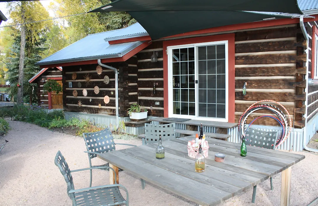 Riverside Meadows Cabins-1