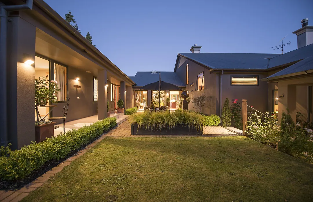 The Flying Trout Boutique Lodge-1