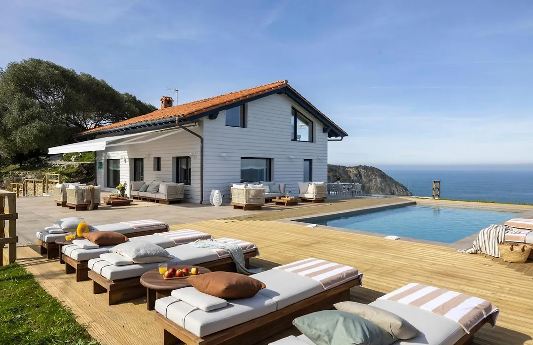 Wishome - Impresionante villa con piscina sobre un acantilado-1