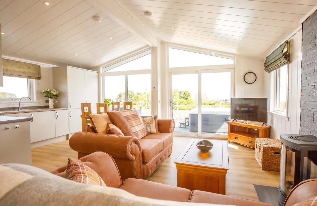 Drumcarrow Luxury Lodges-1