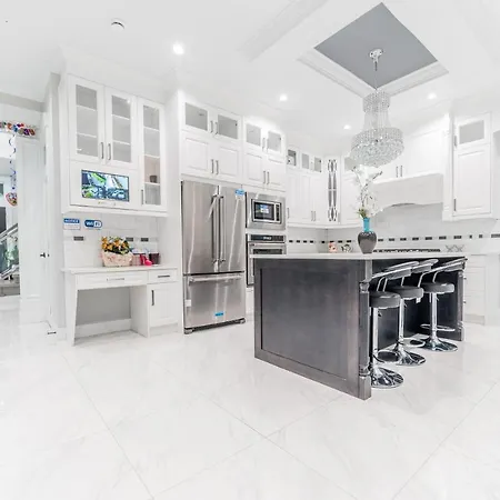 Aaron'S Sweet Home-2