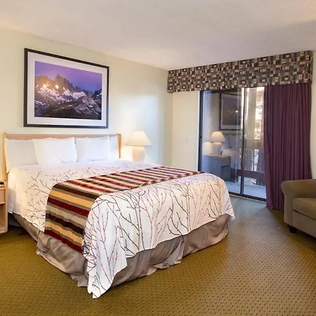 Sierra Lodge-2