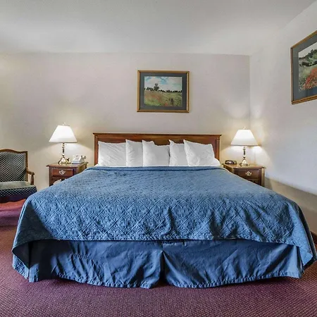 Econo Lodge Near Reno-Sparks Convention Center-3