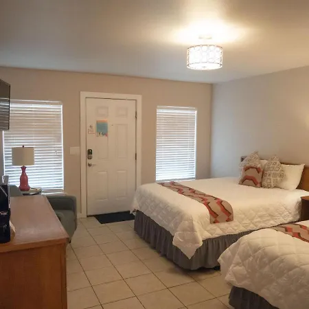 River Trail Cottages-3