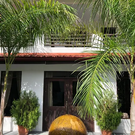 Good Life Lodge-3