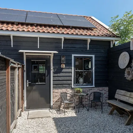 Luxury Chalets Monnickendam-2
