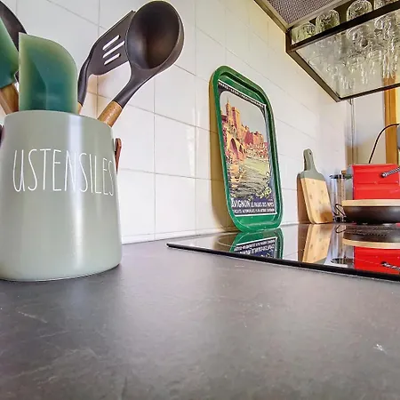 Le Relais de Fleyres - Gîte Authentique avec Jardin, Parking et Wifi-2