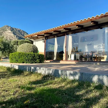 ENTRESIERRAS Apartamentos rurales con chimenea, barbacoa y espacio para eventos-2