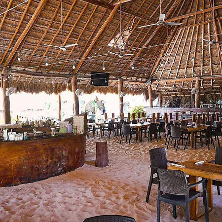 Aruma Villa Boutique Isla Mujeres With Beach Club Access Included-3