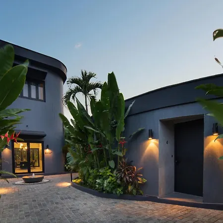 Je Ne Sais Quoi Seminyak-2