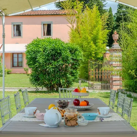 Villa Orlando Lux con Piscine Private a Lucca by TuscanyWeGo-3