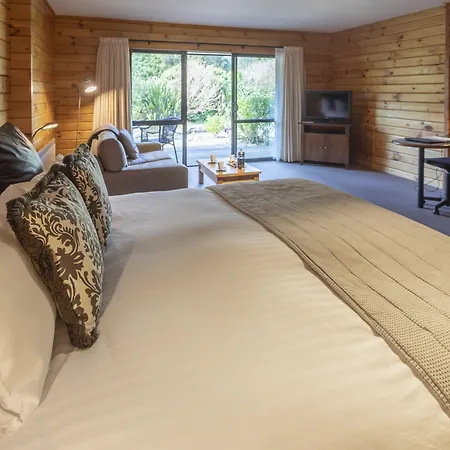 Westwood Lodge-2