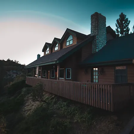 Tucker Peak Lodge-2