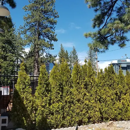 Gondola Lodge With Free Beach Voucher-2