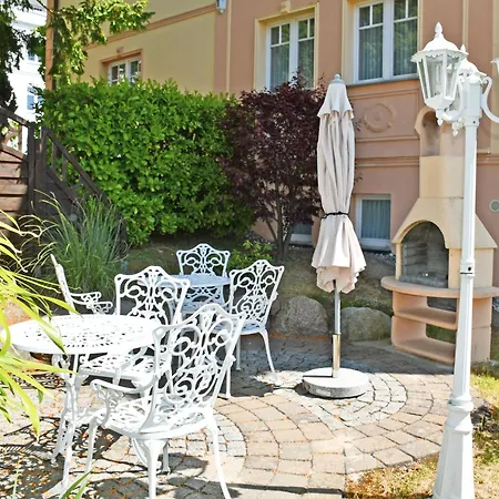 Villa Vitalis - Appartements und Wellness auf Rügen-2