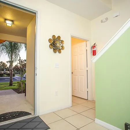 Family Friendly 4 Bedrooms With Gameroom Close To Disney In Compass Bay 5103-2