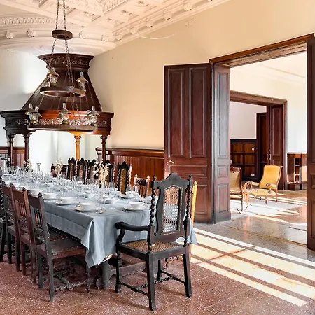 Majordoms - Castell De Villavecchia - 20 Pax-2