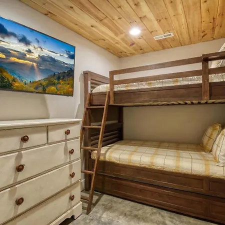 Leconte Mountain Lodge-2