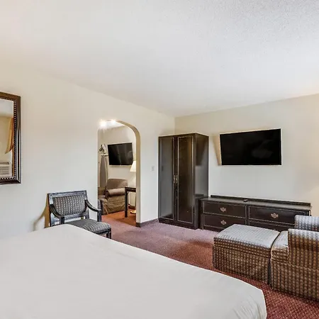 Econo Lodge Whitehall Near Michigan'S Adventure-3