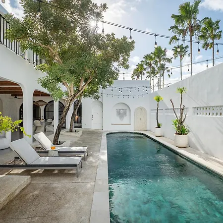 Casa Contenta Canggu - Luxury 5Br Private Pool Villa-2