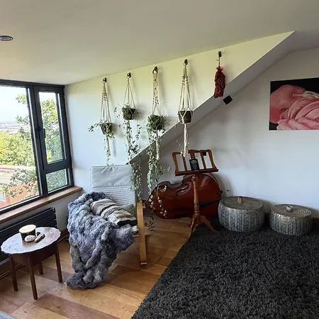 The Ridge London - Luxury Designer Villa With Hot Tub And Sauna, Bexley Borough Of London-2