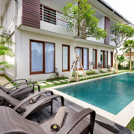 Echo Beach Villa And Apartment-3