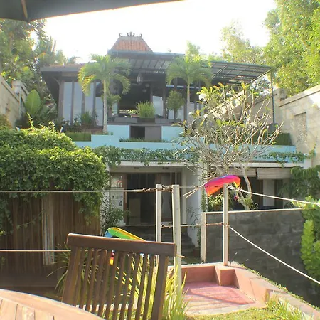 Villa Alcheringa Parangtritis-3