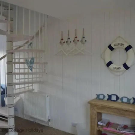 Tackleway Cottage-3
