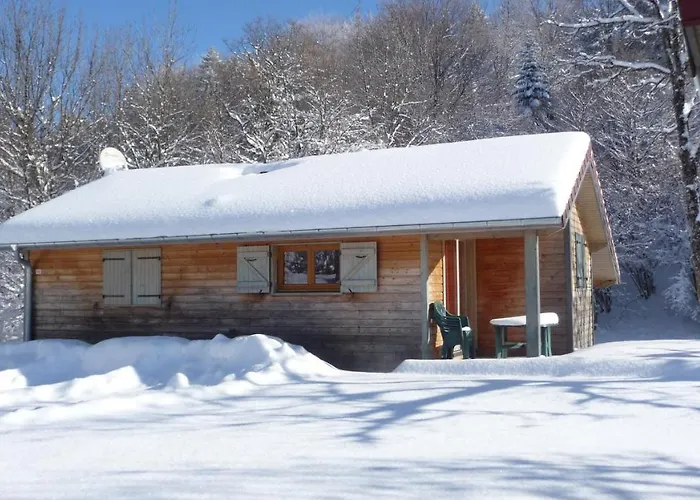 8 Chalets - Les Lodges du Hérisson - à 1500m des cascades