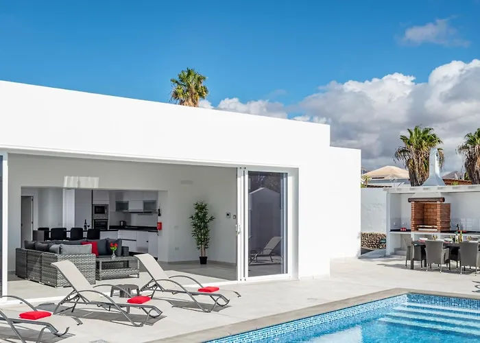 Alquiler de vacaciones: Villa Rossa - Villas Now - LH215 By Villas Now Ltd