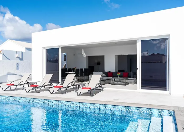 Alquiler de vacaciones: Villa Rossa - Villas Now - LH215 By Villas Now Ltd