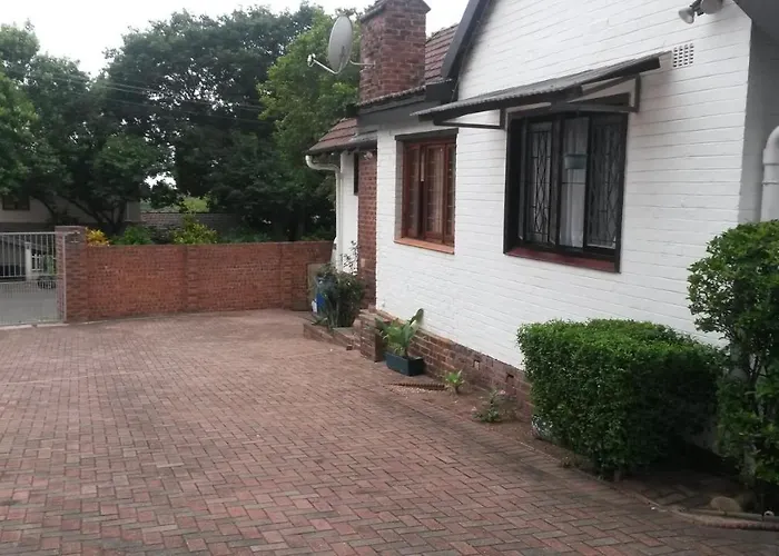 Pension Guide Smiths Cottage