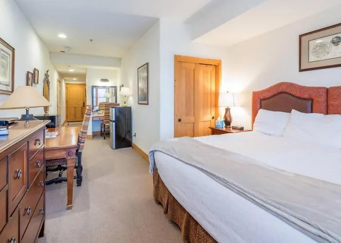Bear Creek Lodge 303C Room